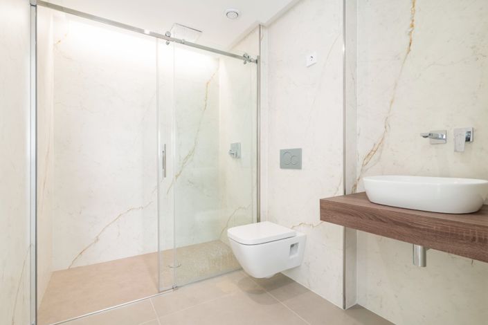 Image No.23-3 Bed Property for sale