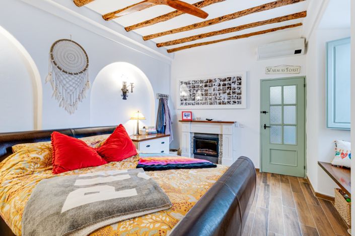 Image No.15-3 Bed Property for sale