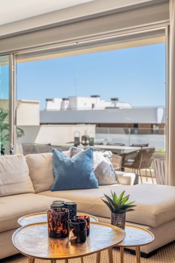 Image No.27-4 Bed Property for sale