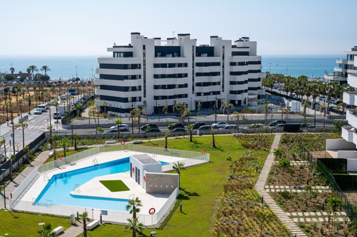 Image No.24-2 Bed Property for sale