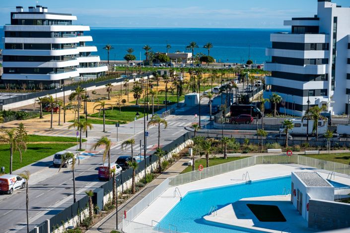 Image No.33-2 Bed Property for sale