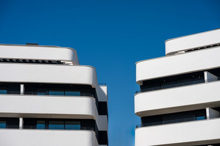 Image No.43-2 Bed Property for sale