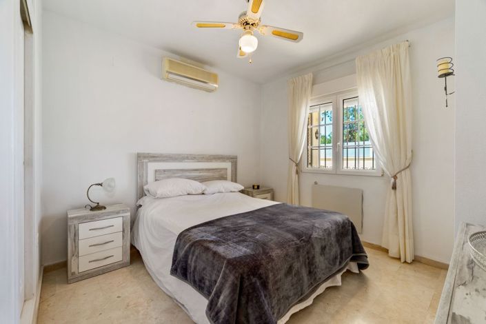 Image No.13-3 Bed Villa for sale