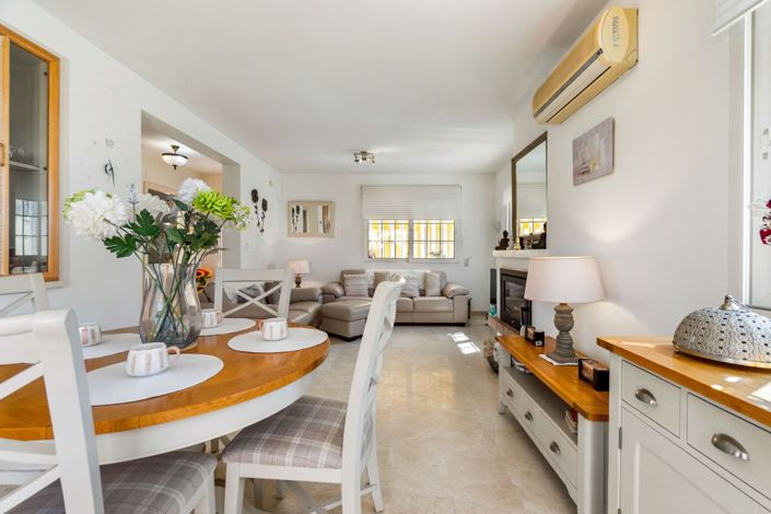 Image No.5-3 Bed Villa for sale