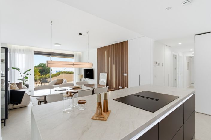 Image No.2-3 Bed Property for sale