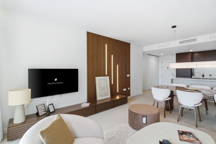 Image No.20-3 Bed Property for sale