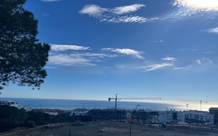 Image No.13-2 Bed Apartment for sale