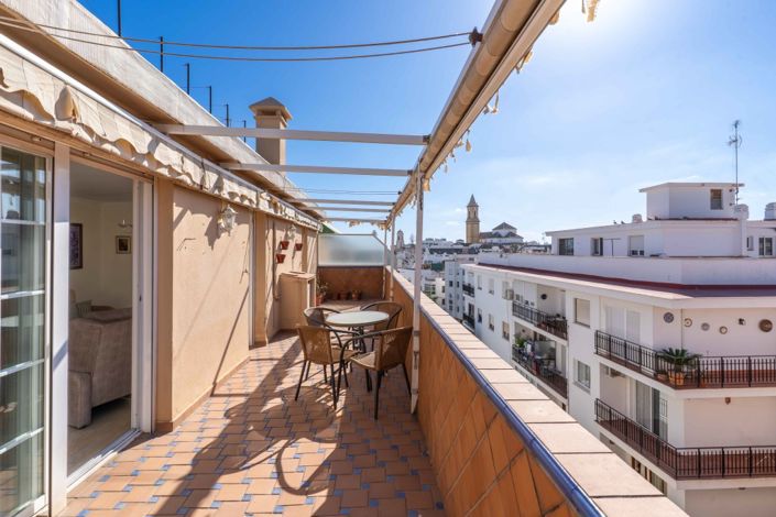 Image No.3-3 Bed Property for sale