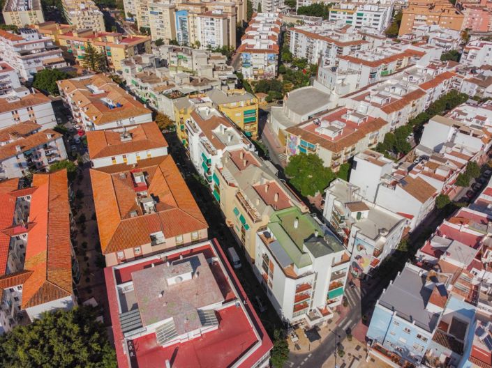 Image No.31-3 Bed Property for sale