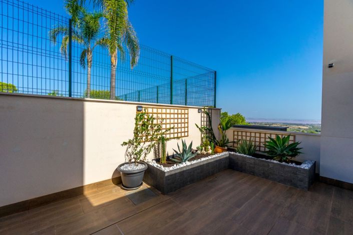 Image No.20-2 Bed Property for sale