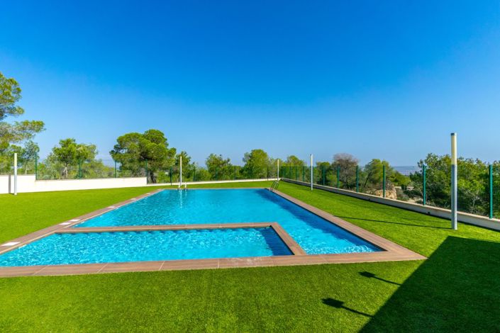 Image No.25-2 Bed Property for sale