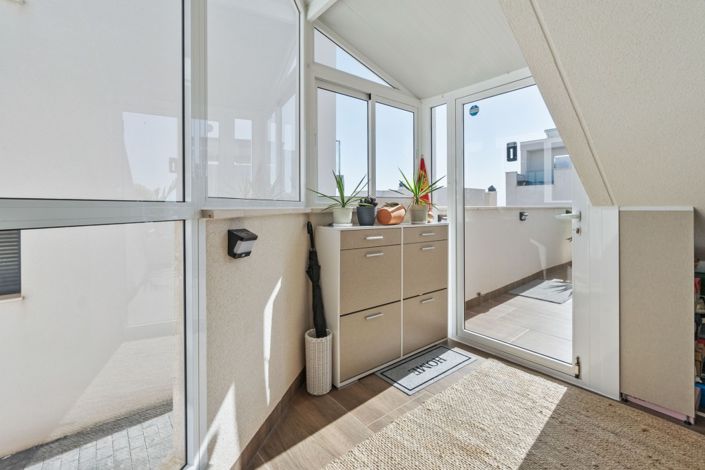 Image No.5-2 Bed Property for sale