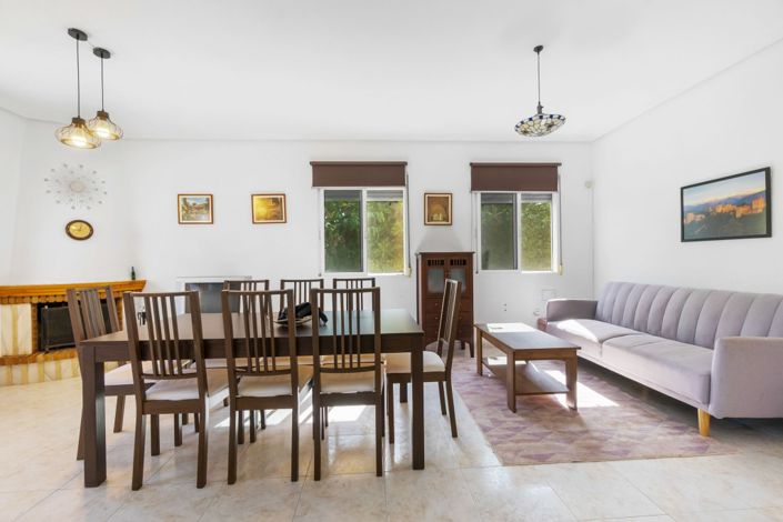 Image No.11-3 Bed Villa for sale