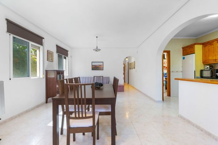 Image No.15-3 Bed Villa for sale