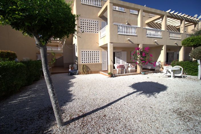 Image No.1-3 Bed Property for sale