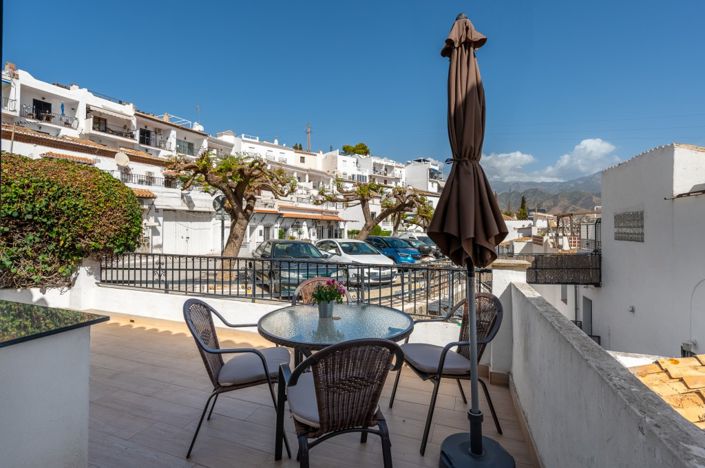 Image No.12-2 Bed Apartment for sale