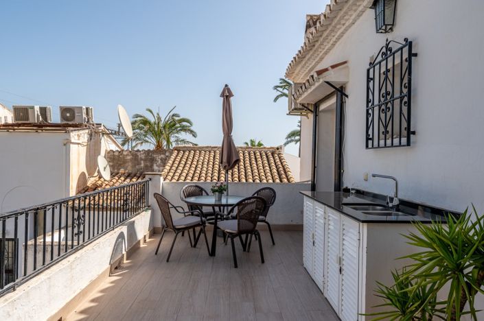 Image No.22-2 Bed Apartment for sale