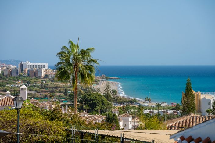 Image No.33-2 Bed Apartment for sale