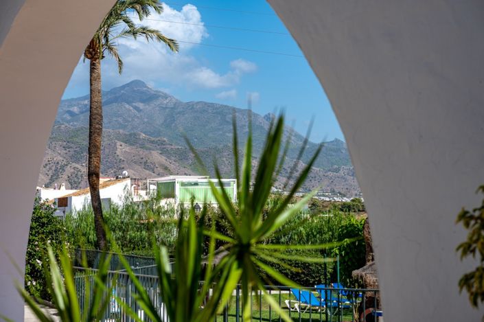 Image No.34-2 Bed Apartment for sale