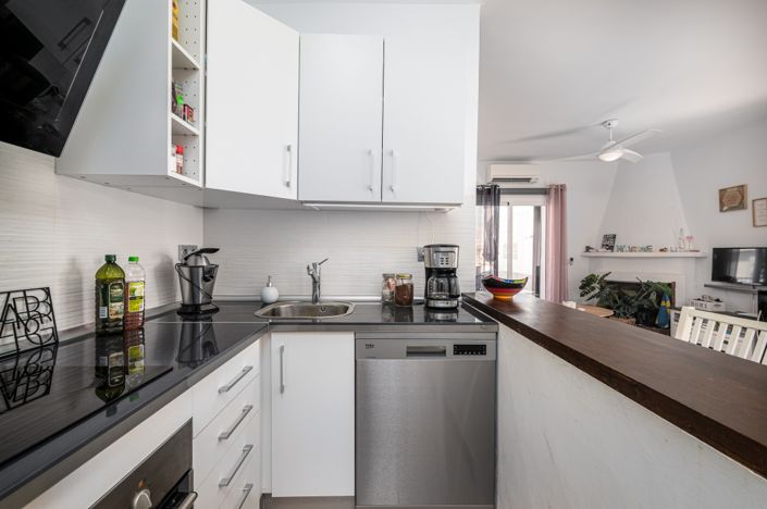 Image No.10-2 Bed Apartment for sale