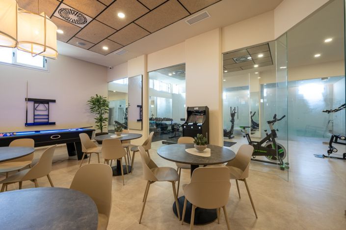 Image No.32-2 Bed Property for sale