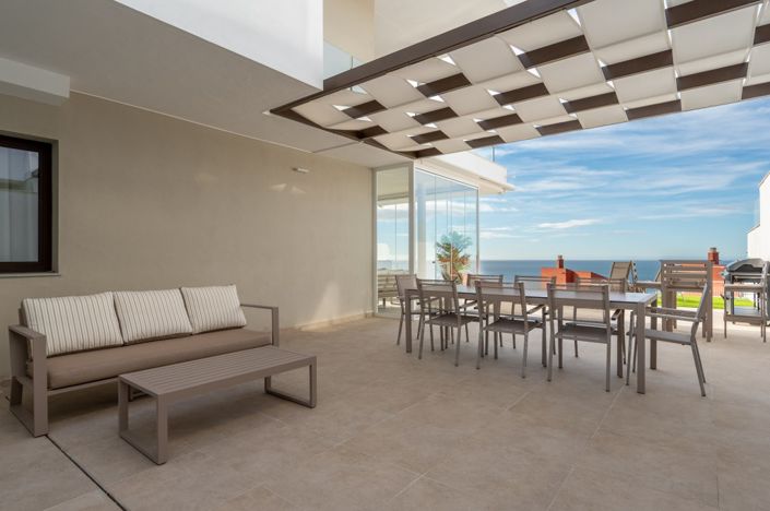 Image No.19-2 Bed Property for sale