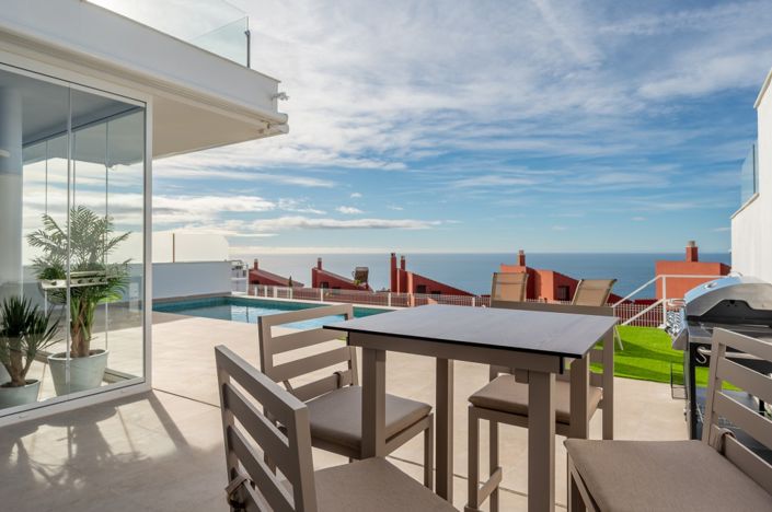 Image No.23-2 Bed Property for sale