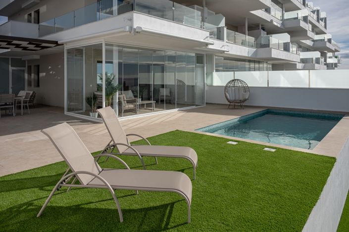 Image No.24-2 Bed Property for sale