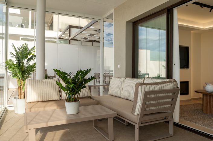 Image No.56-2 Bed Property for sale