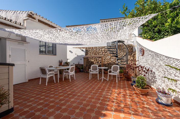 Image No.13-3 Bed Villa for sale