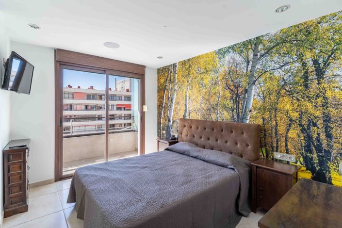 Image No.11-2 Bed Apartment for sale