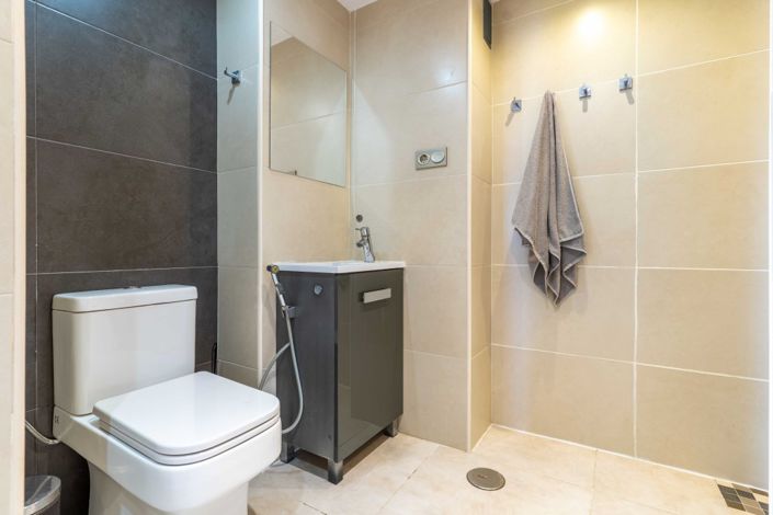 Image No.14-2 Bed Apartment for sale