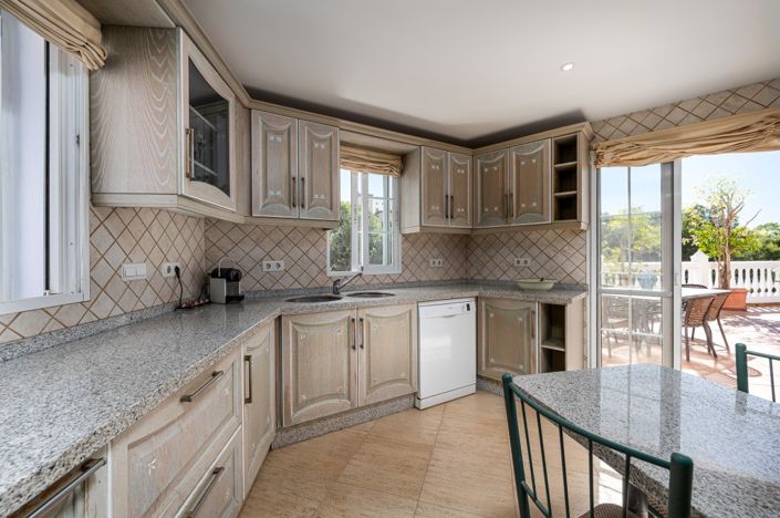 Image No.11-Villa de 4 chambres à vendre à Nerja