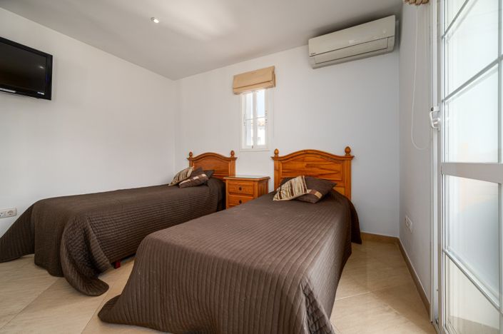 Image No.24-Villa de 4 chambres à vendre à Nerja