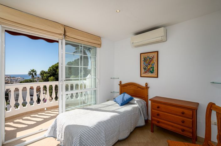 Image No.30-Villa de 4 chambres à vendre à Nerja