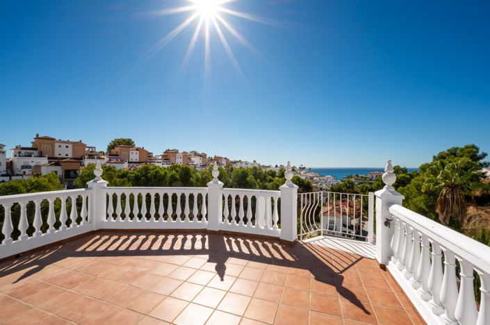 Image No.32-Villa de 4 chambres à vendre à Nerja