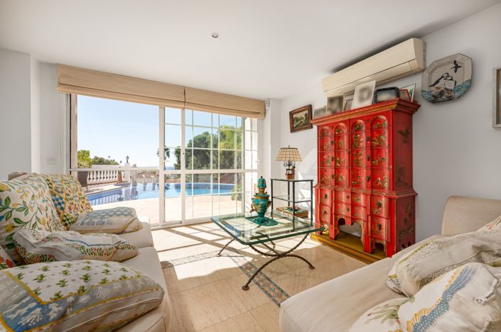 Image No.5-Villa de 4 chambres à vendre à Nerja