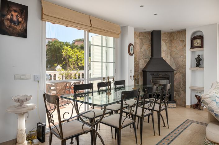 Image No.8-Villa de 4 chambres à vendre à Nerja