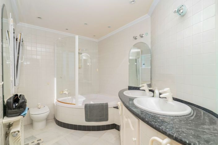 Image No.23-Villa de 5 chambres à vendre à Benalmadena