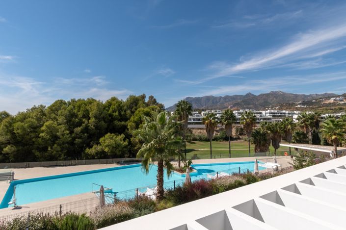 Image No.36-4 Bed Semi-Detached for sale