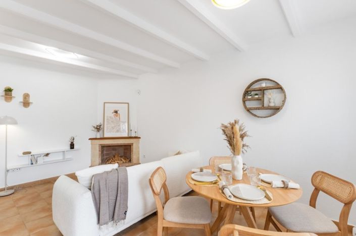 Image No.27-2 Bed Townhouse for sale