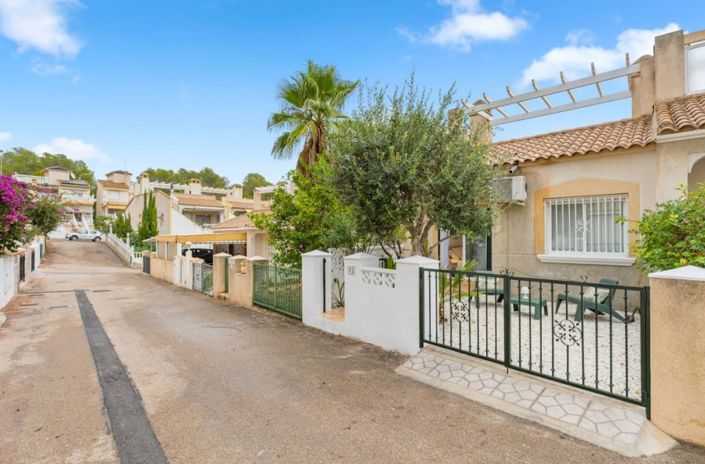 Image No.4-2 Bed Townhouse for sale