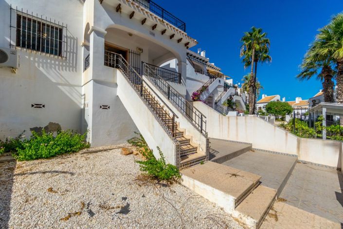 Image No.35-3 Bed Townhouse for sale