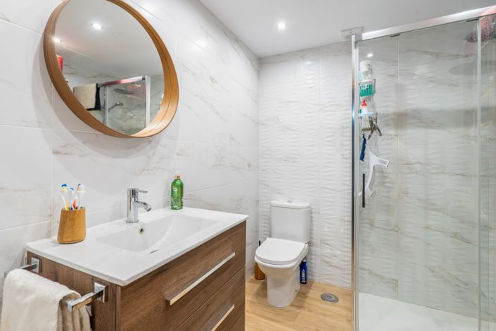 Image No.11-1 Bed Apartment for sale