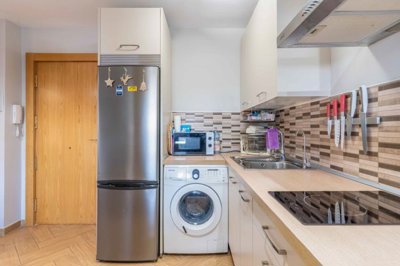 bzpaap117562930541024v0c9c9