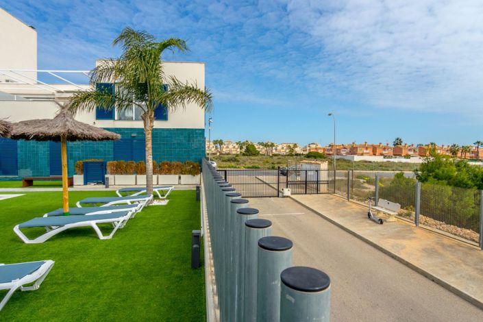 Image No.32-2 Bed Apartment for sale