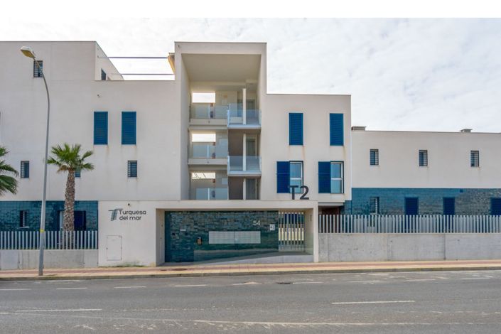 Image No.37-2 Bed Apartment for sale