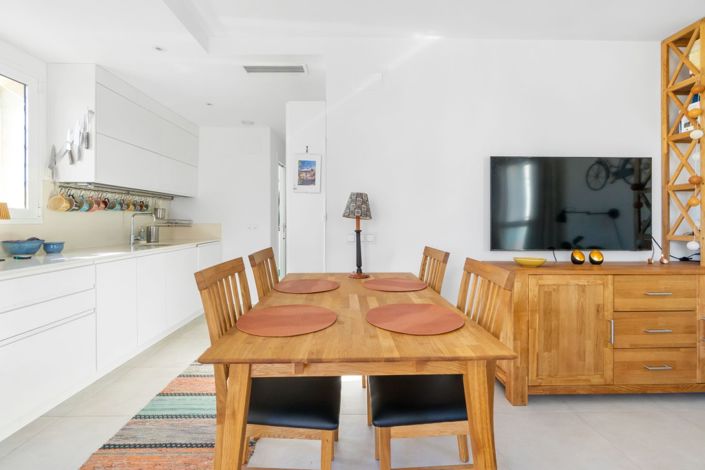 Image No.4-2 Bed Apartment for sale