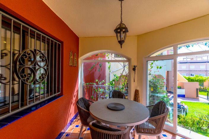 Image No.17-2 Bed Property for sale