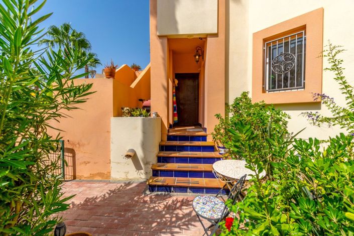 Image No.24-2 Bed Property for sale